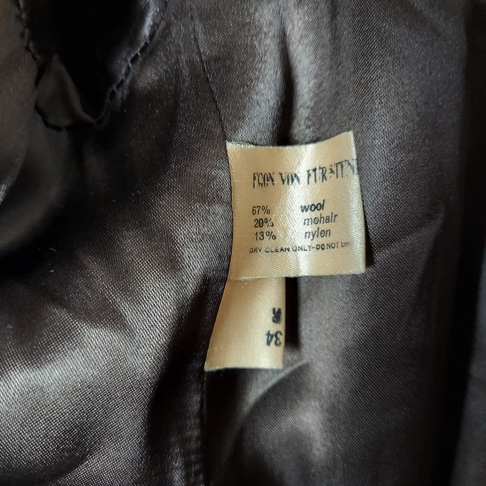 SOLD Von Furstenberg wool belted jacket large - Picture 6 of 6